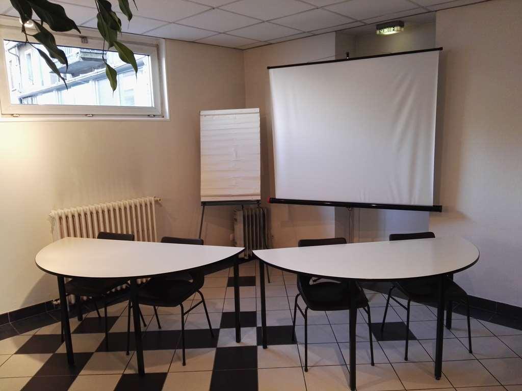 Campanile Grenoble Centre Gare Hotel Facilities photo