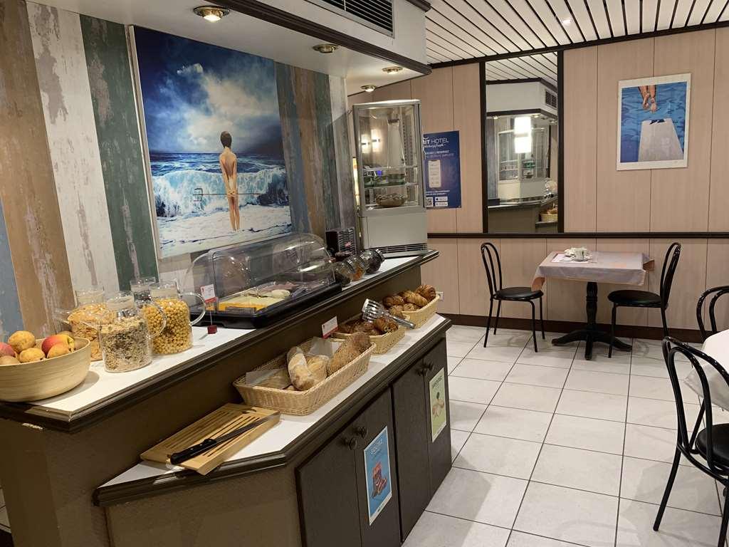 Campanile Grenoble Centre Gare Hotel Restaurant photo