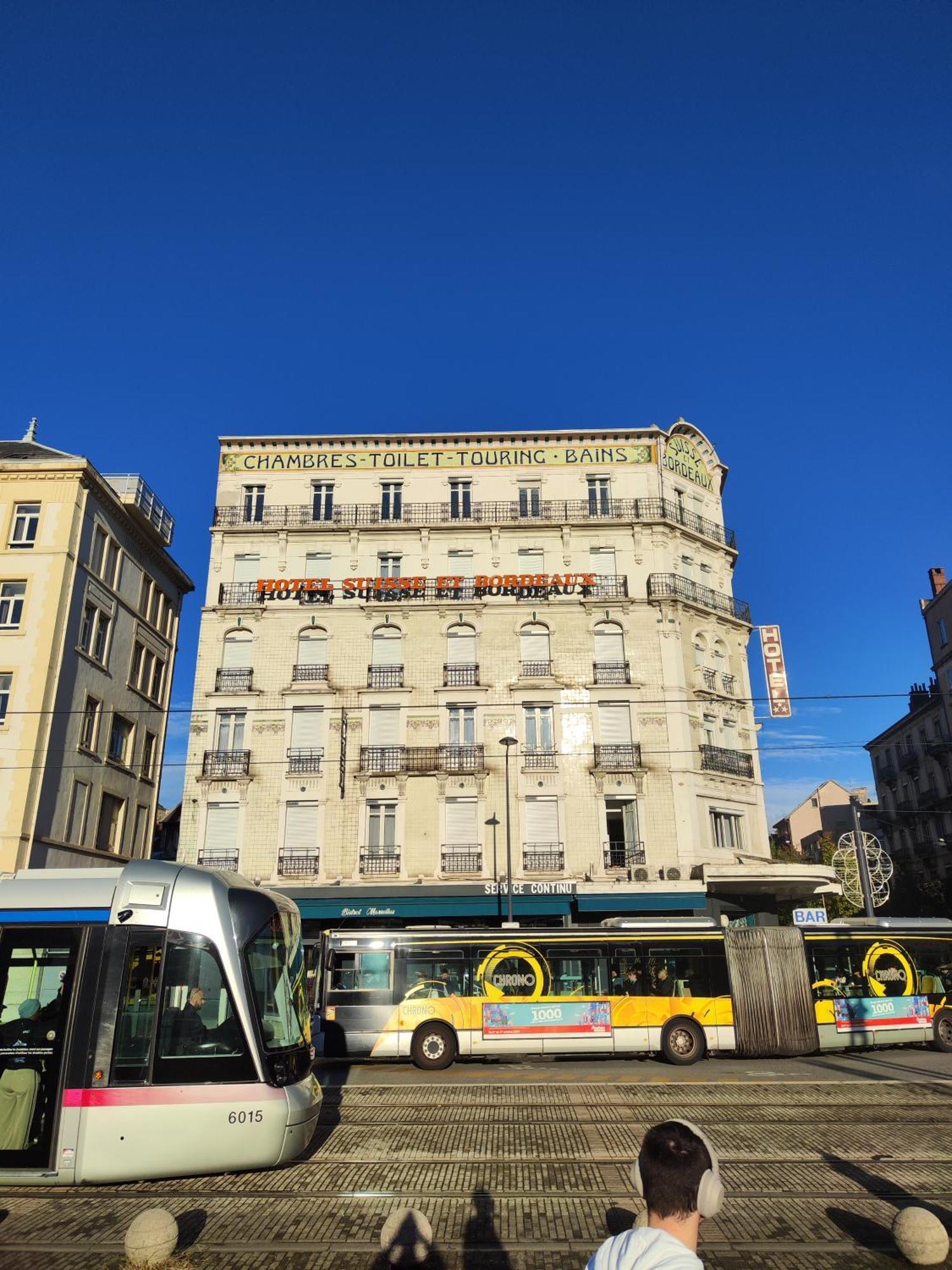 Campanile Grenoble Centre Gare Hotel Exterior photo